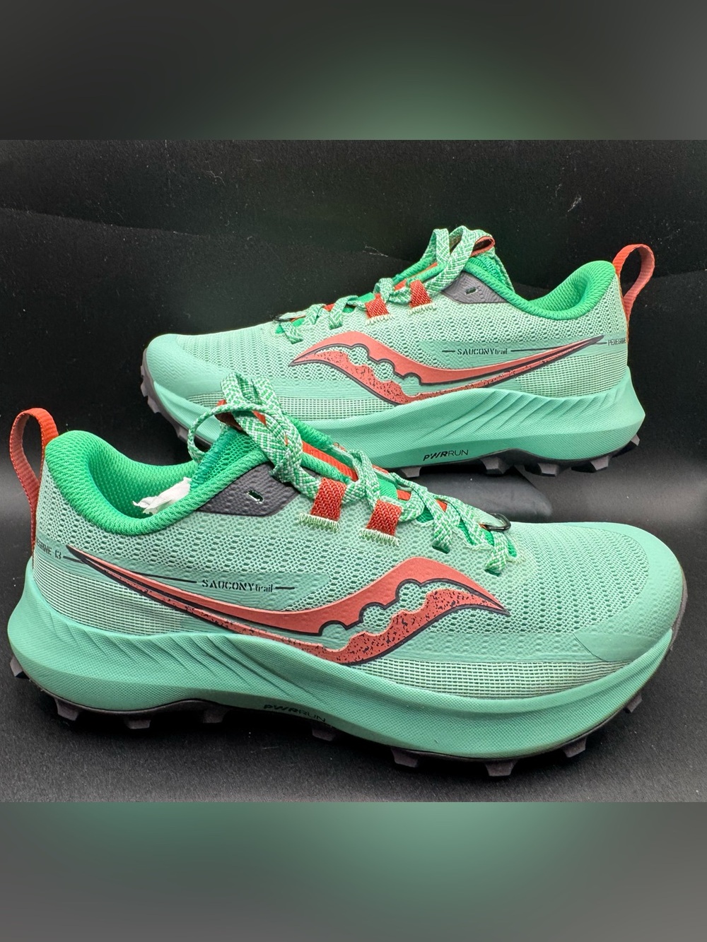 Saucony Peregrine 13 Trail Running Shoes Mint Green Coral Women’s 6.5 NWOT